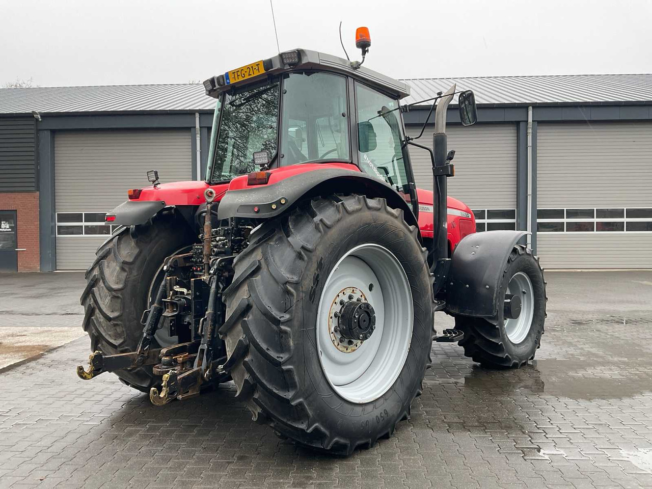 Massey Ferguson 8250 Xtra Power Control - Farm tractor: picture 5 Massey Ferguson 8250 Xtra Power Control - Farm tractor: picture 5
