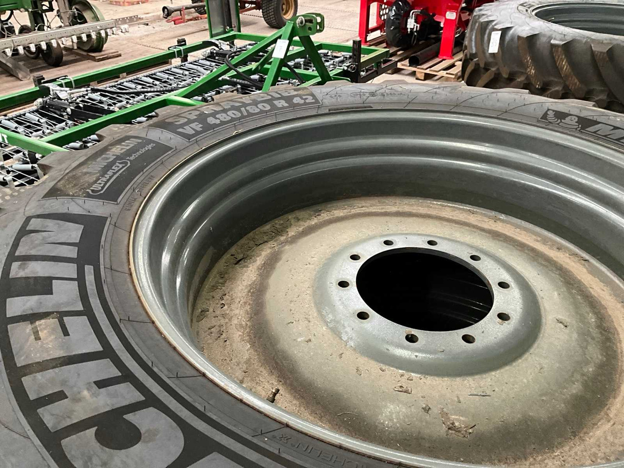 Michelin Spraybib - Wheels and tires for Farm tractor: picture 5 Michelin Spraybib - Wheels and tires for Farm tractor: picture 5