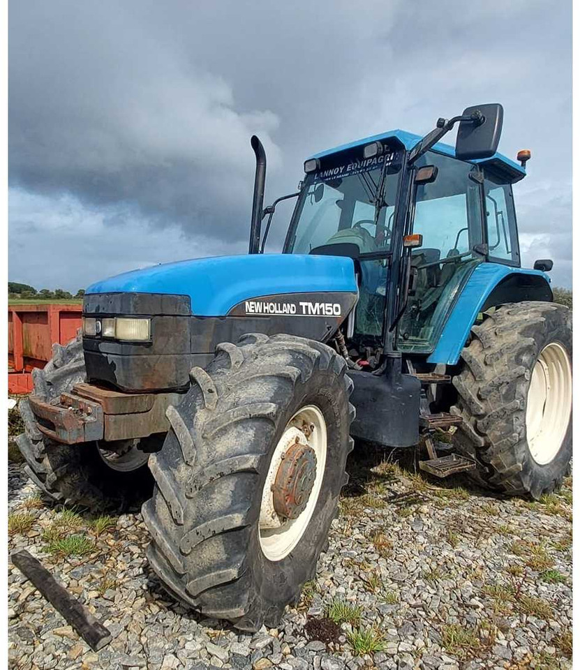 NEW HOLLAND - 2000 - TM150 - 4WD AGRICULTURAL TRACTOR - Farm tractor: picture 4 NEW HOLLAND - 2000 - TM150 - 4WD AGRICULTURAL TRACTOR - Farm tractor: picture 4