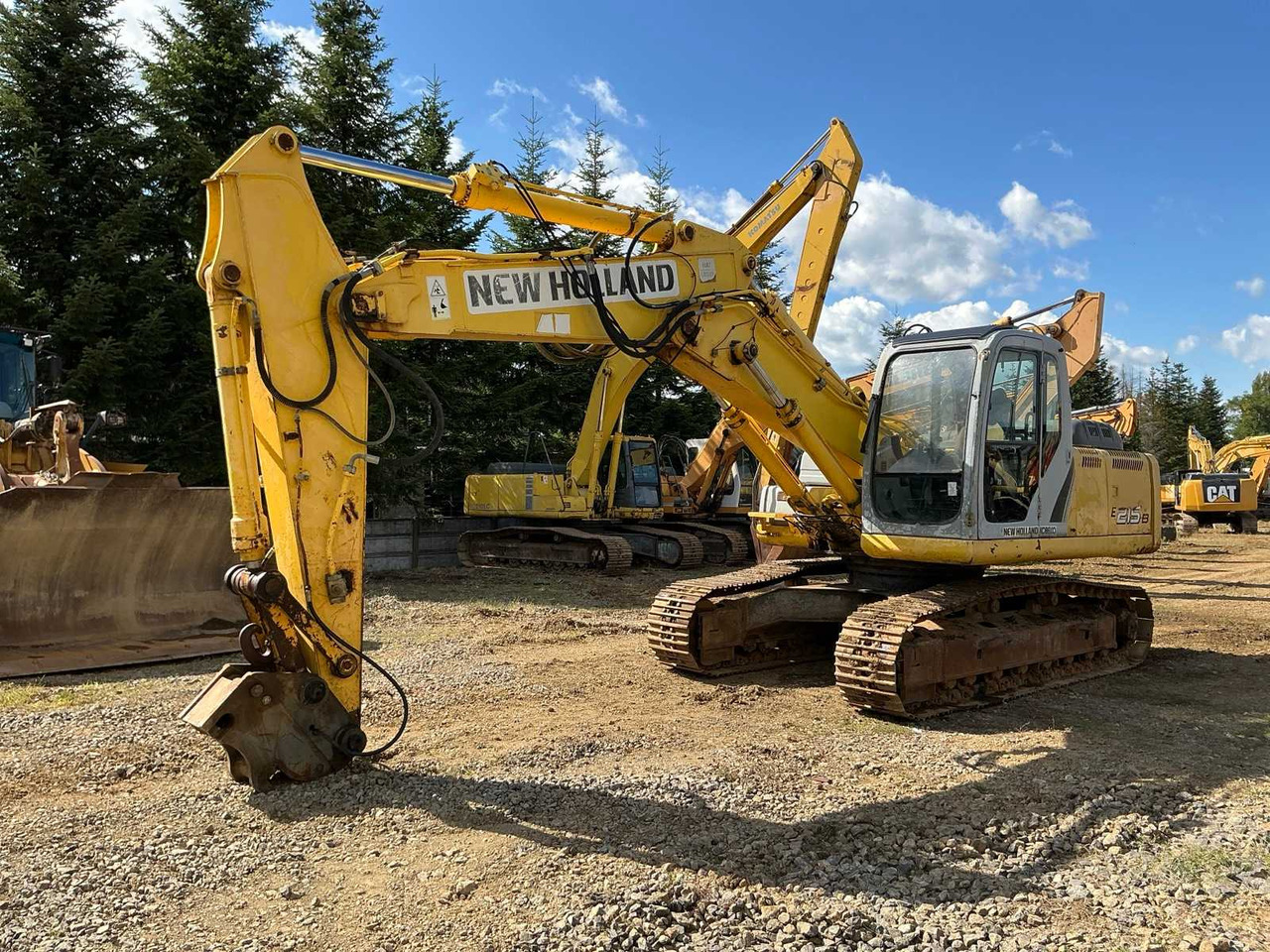 NEW HOLLAND KOBELCO NEW HOLLAND KOBELCO - E 215B - TRACKED EXCAVATOR - 2007 - Crawler excavator: picture 1 NEW HOLLAND KOBELCO NEW HOLLAND KOBELCO - E 215B - TRACKED EXCAVATOR - 2007 - Crawler excavator: picture 1