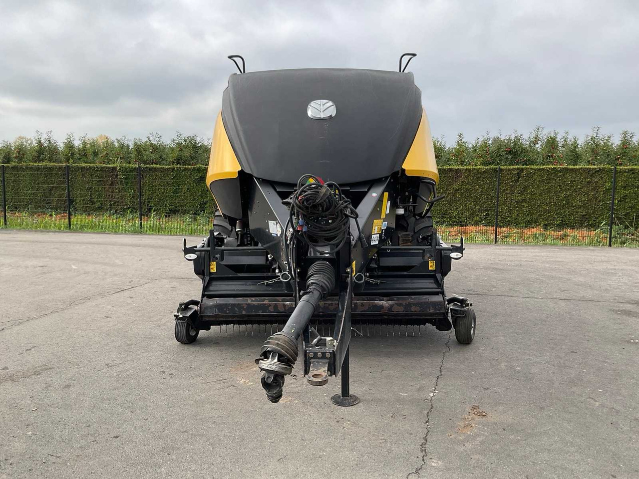 New Holland Bigbaler 1270 - Square baler: picture 4 New Holland Bigbaler 1270 - Square baler: picture 4