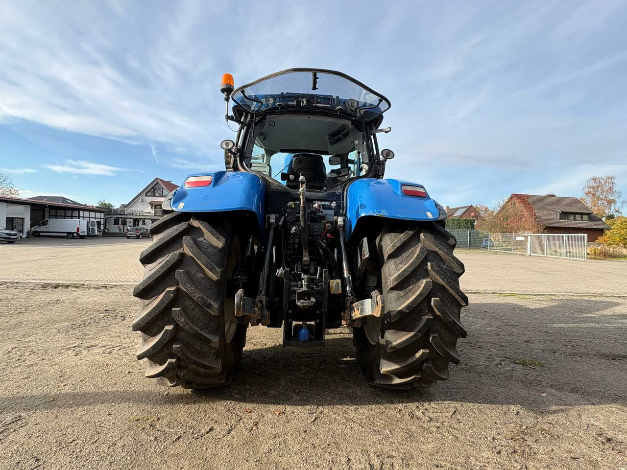New Holland NEW HOLLAND T7.260 AGRICULTURAL TRACTOR WITH ALL-WHEEL DRIVE - Farm tractor: picture 3 New Holland NEW HOLLAND T7.260 AGRICULTURAL TRACTOR WITH ALL-WHEEL DRIVE - Farm tractor: picture 3