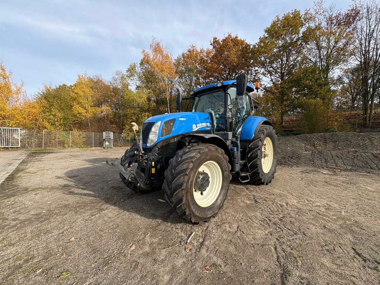 New Holland NEW HOLLAND T7.260 AGRICULTURAL TRACTOR WITH ALL-WHEEL DRIVE - Farm tractor: picture 1 New Holland NEW HOLLAND T7.260 AGRICULTURAL TRACTOR WITH ALL-WHEEL DRIVE - Farm tractor: picture 1