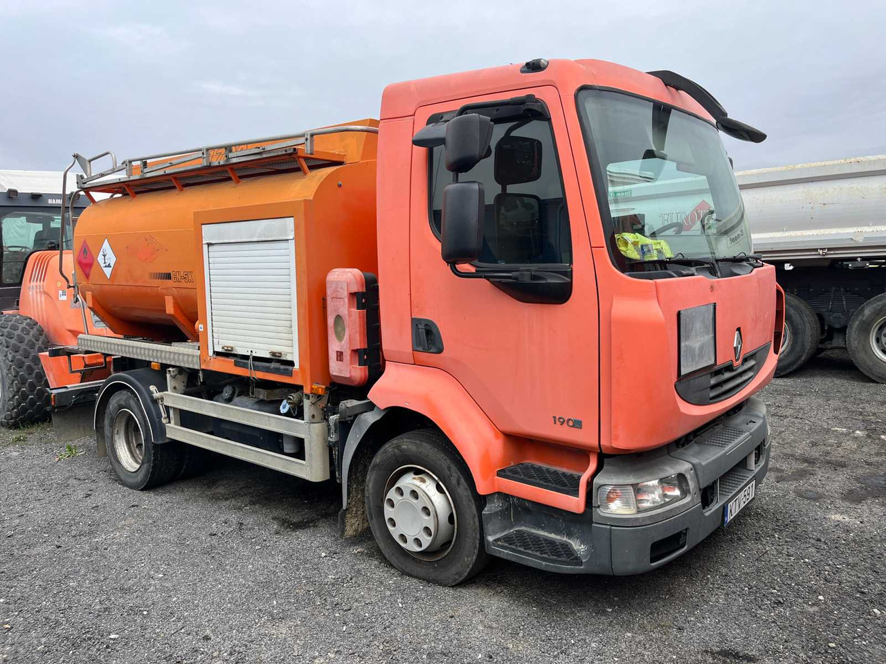 RENAULT Midlum 190.12 Light - Asphalt distributor: picture 4 RENAULT Midlum 190.12 Light - Asphalt distributor: picture 4