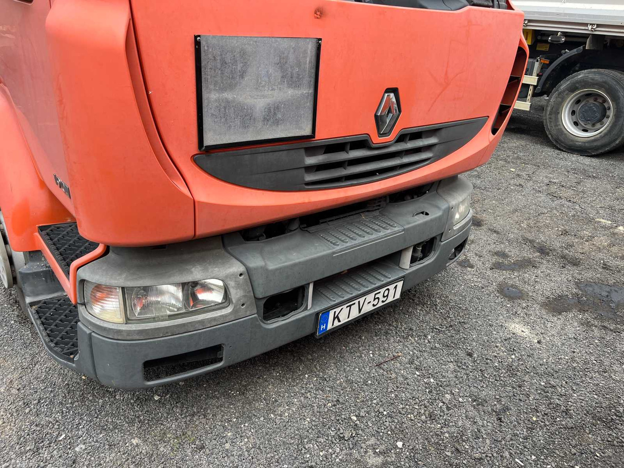 RENAULT Midlum 190.12 Light - Asphalt distributor: picture 5 RENAULT Midlum 190.12 Light - Asphalt distributor: picture 5