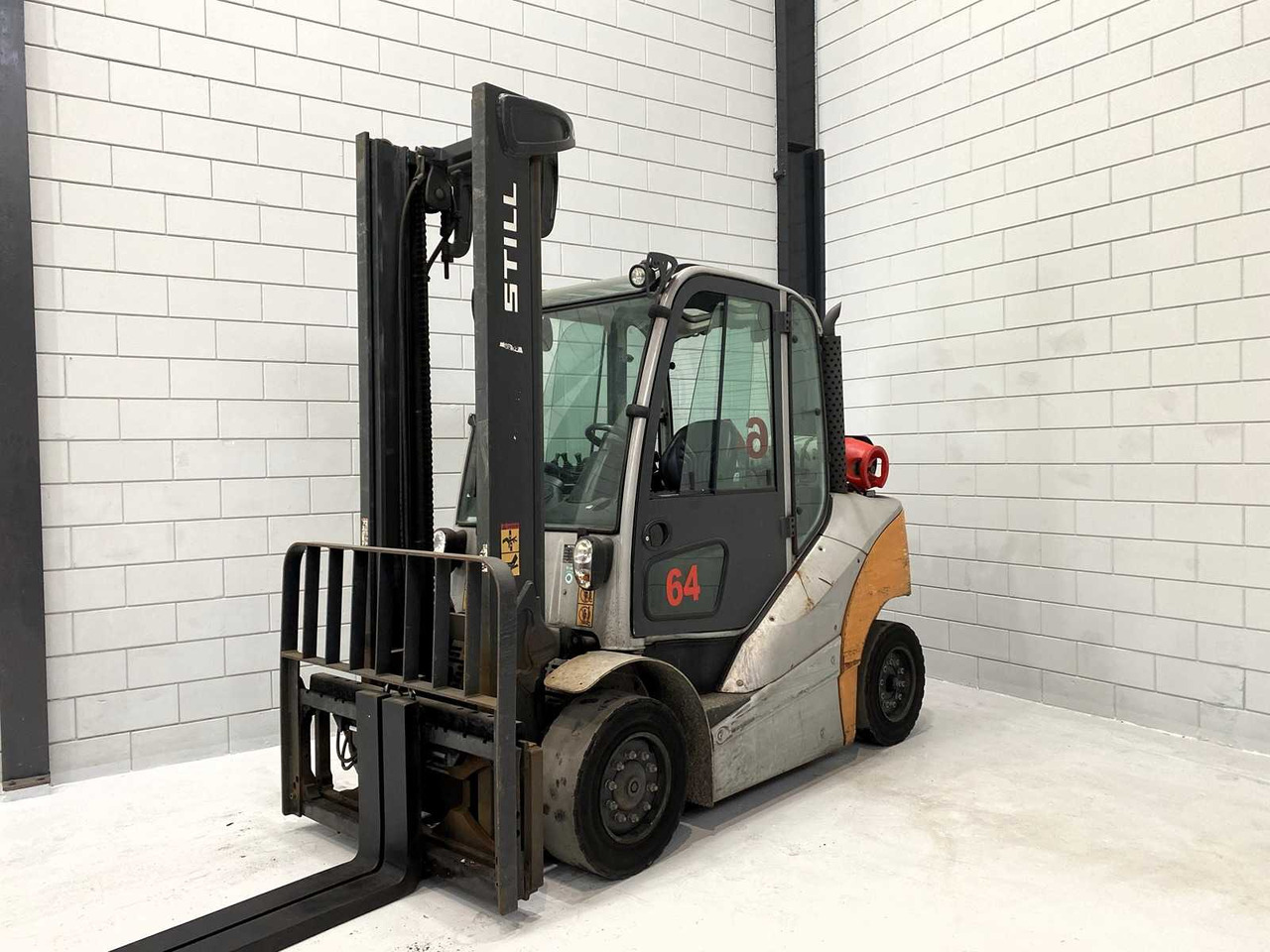STILL - 2016 - RX 70-40 T - FORKLIFT - Forklift: picture 1 STILL - 2016 - RX 70-40 T - FORKLIFT - Forklift: picture 1