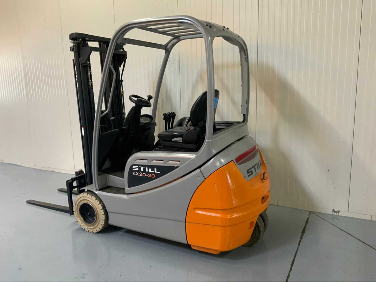 STILL RX20-20 - 4.3 METER TRIPLEX, FREE-LIFT, SIDE-SHIFT - FORKLIFT BJ. 2015 - Forklift: picture 3 STILL RX20-20 - 4.3 METER TRIPLEX, FREE-LIFT, SIDE-SHIFT - FORKLIFT BJ. 2015 - Forklift: picture 3