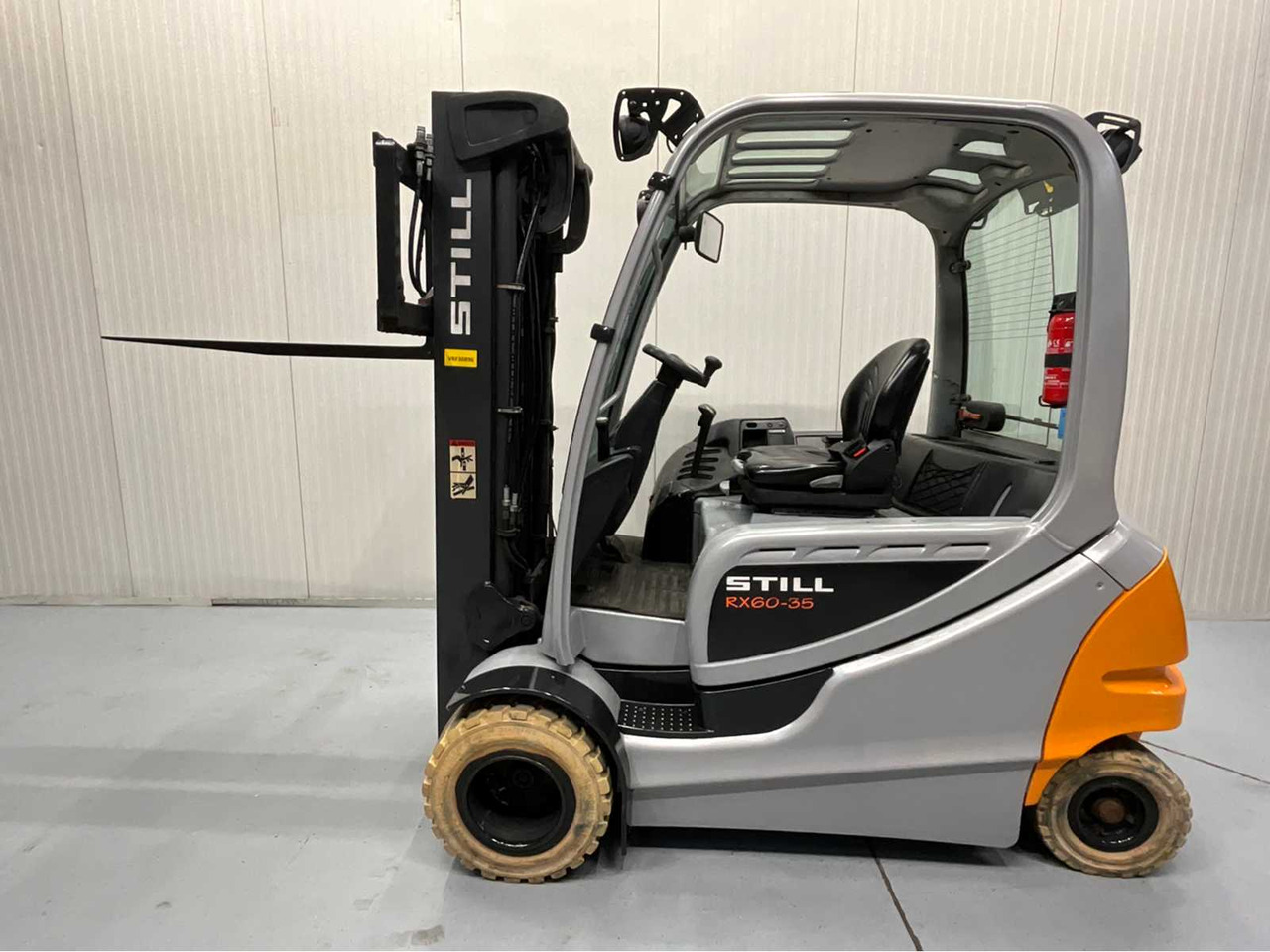 Forklift STILL - RX60-35 BATTERY BJ. 2024 FORKLIFT - FREELIFT -BLUESPOT - CLOSED CAB - 3RD AND 4TH FUNCTION: picture 8