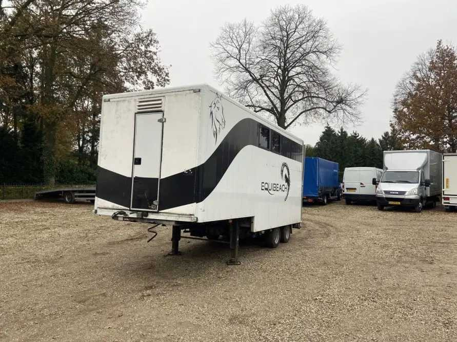 1999 DOORNWAARD CLOSED HORSE TRANSPORT BE SEMI-TRAILER - Semi-trailer: picture 1 1999 DOORNWAARD CLOSED HORSE TRANSPORT BE SEMI-TRAILER - Semi-trailer: picture 1