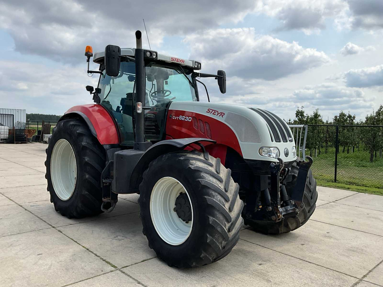 Steyr CVT 6230 - Farm tractor: picture 3 Steyr CVT 6230 - Farm tractor: picture 3