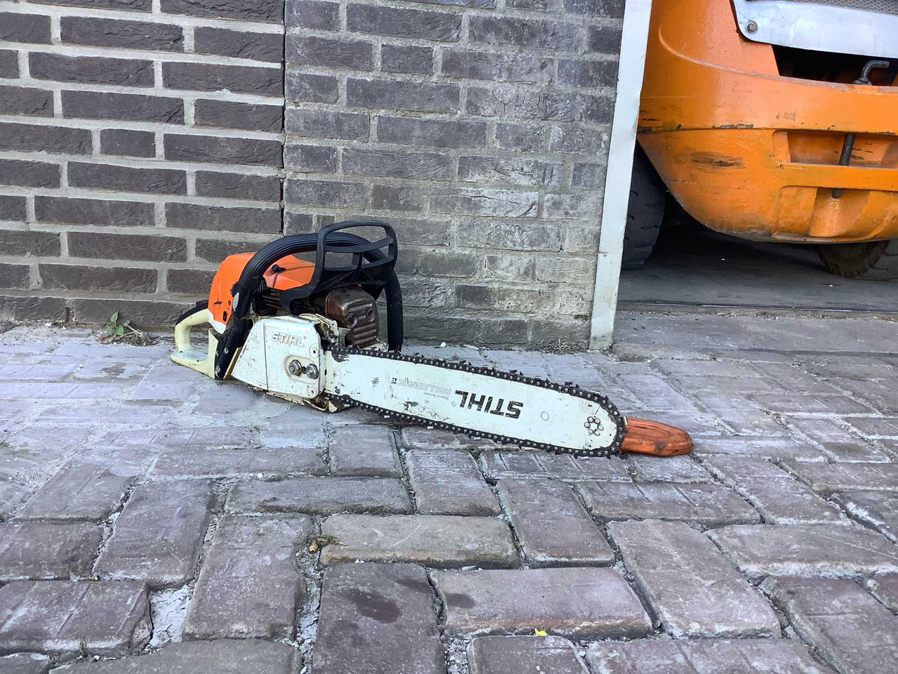 Stihl MS362/C - Garden equipment: picture 2 Stihl MS362/C - Garden equipment: picture 2