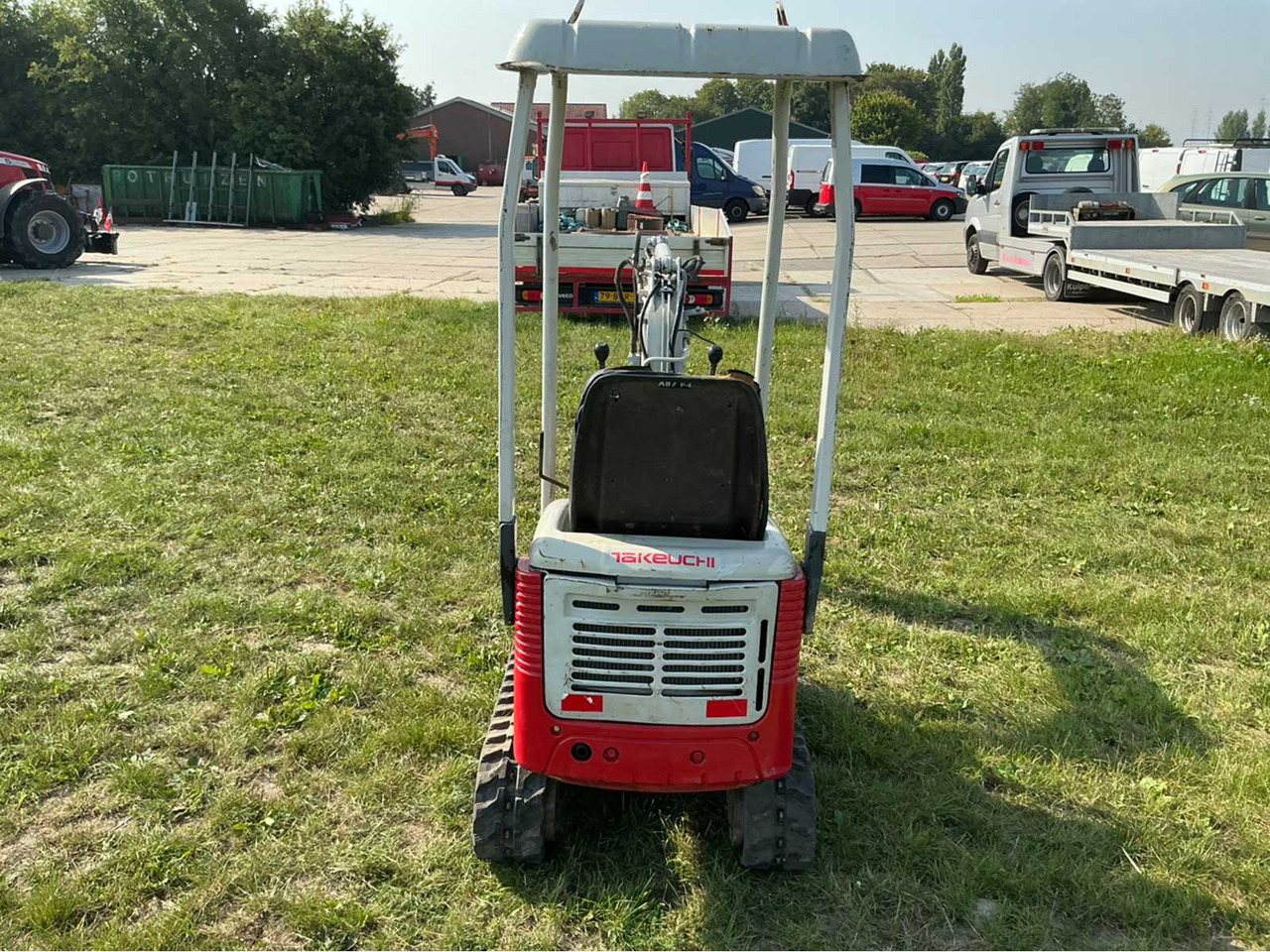 Takeuchi TB108 - Crawler excavator: picture 4 Takeuchi TB108 - Crawler excavator: picture 4