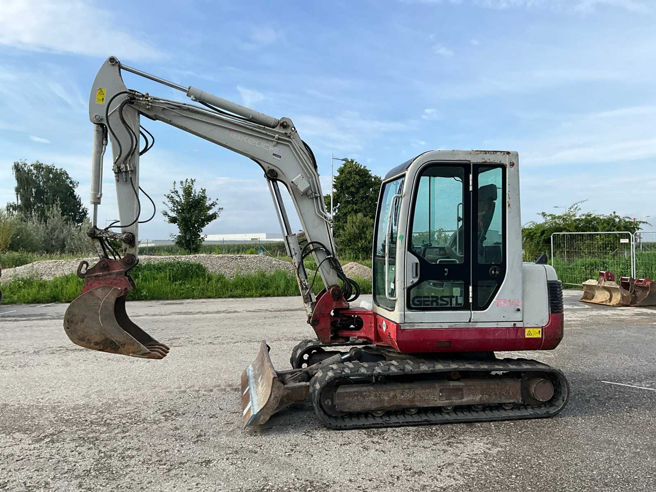 Takeuchi TB145 - Crawler excavator: picture 3 Takeuchi TB145 - Crawler excavator: picture 3
