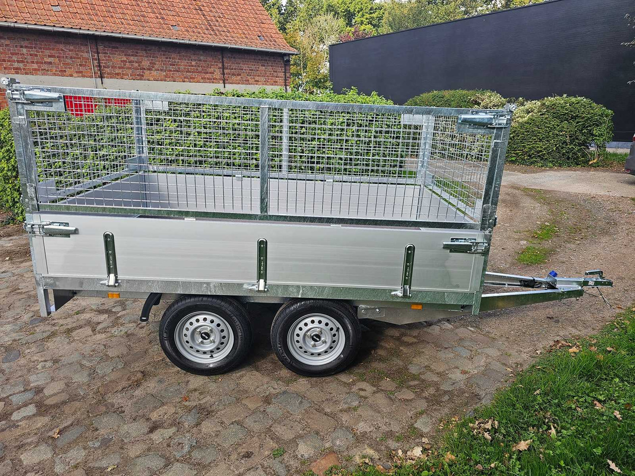 BW TRAILERS - 2025 - NEW - UNBRAKED PLATFORM TRAILER WITH WIRE NET - Trailer: picture 4 BW TRAILERS - 2025 - NEW - UNBRAKED PLATFORM TRAILER WITH WIRE NET - Trailer: picture 4