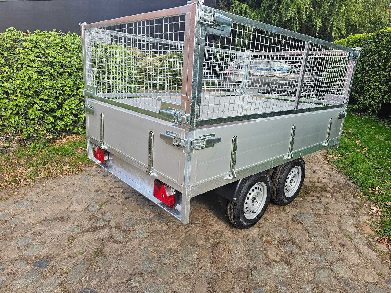 BW TRAILERS - 2025 - NEW - UNBRAKED PLATFORM TRAILER WITH WIRE NET - Trailer: picture 5 BW TRAILERS - 2025 - NEW - UNBRAKED PLATFORM TRAILER WITH WIRE NET - Trailer: picture 5