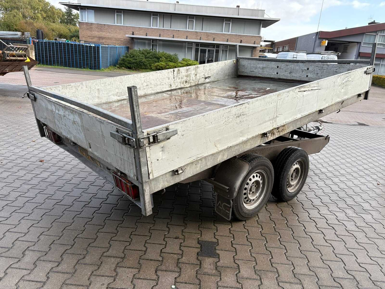 HAPERT - 2000 - D3000-02 - HYDRAULIC TIPPER TRAILER - Trailer: picture 5 HAPERT - 2000 - D3000-02 - HYDRAULIC TIPPER TRAILER - Trailer: picture 5