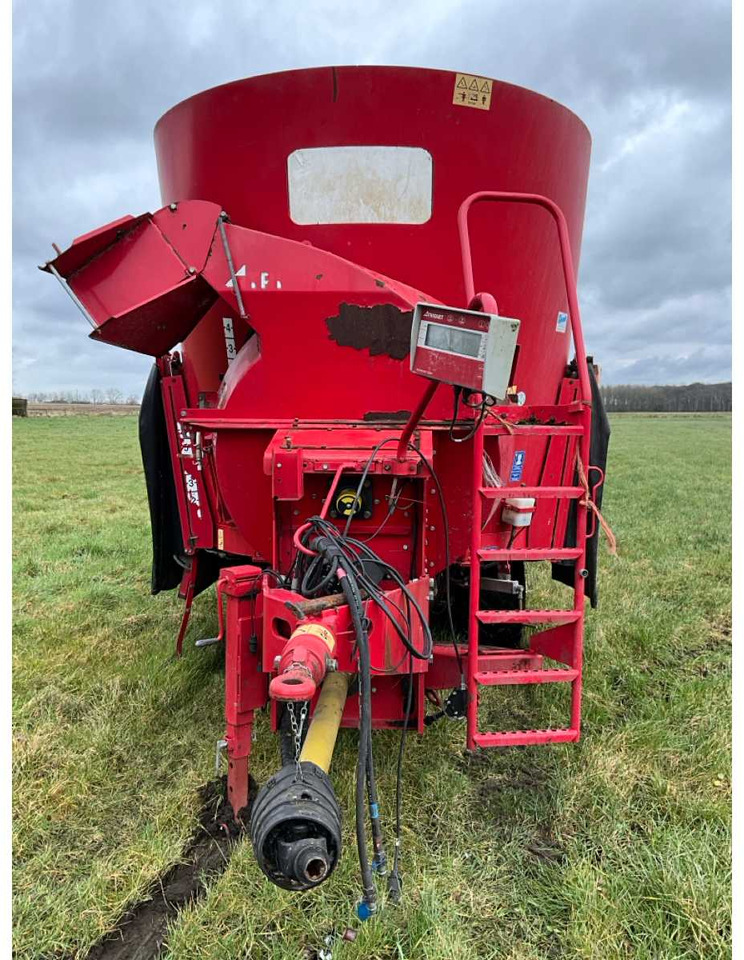 Trioliet Solomix 1-1200 - Forage mixer wagon: picture 2 Trioliet Solomix 1-1200 - Forage mixer wagon: picture 2