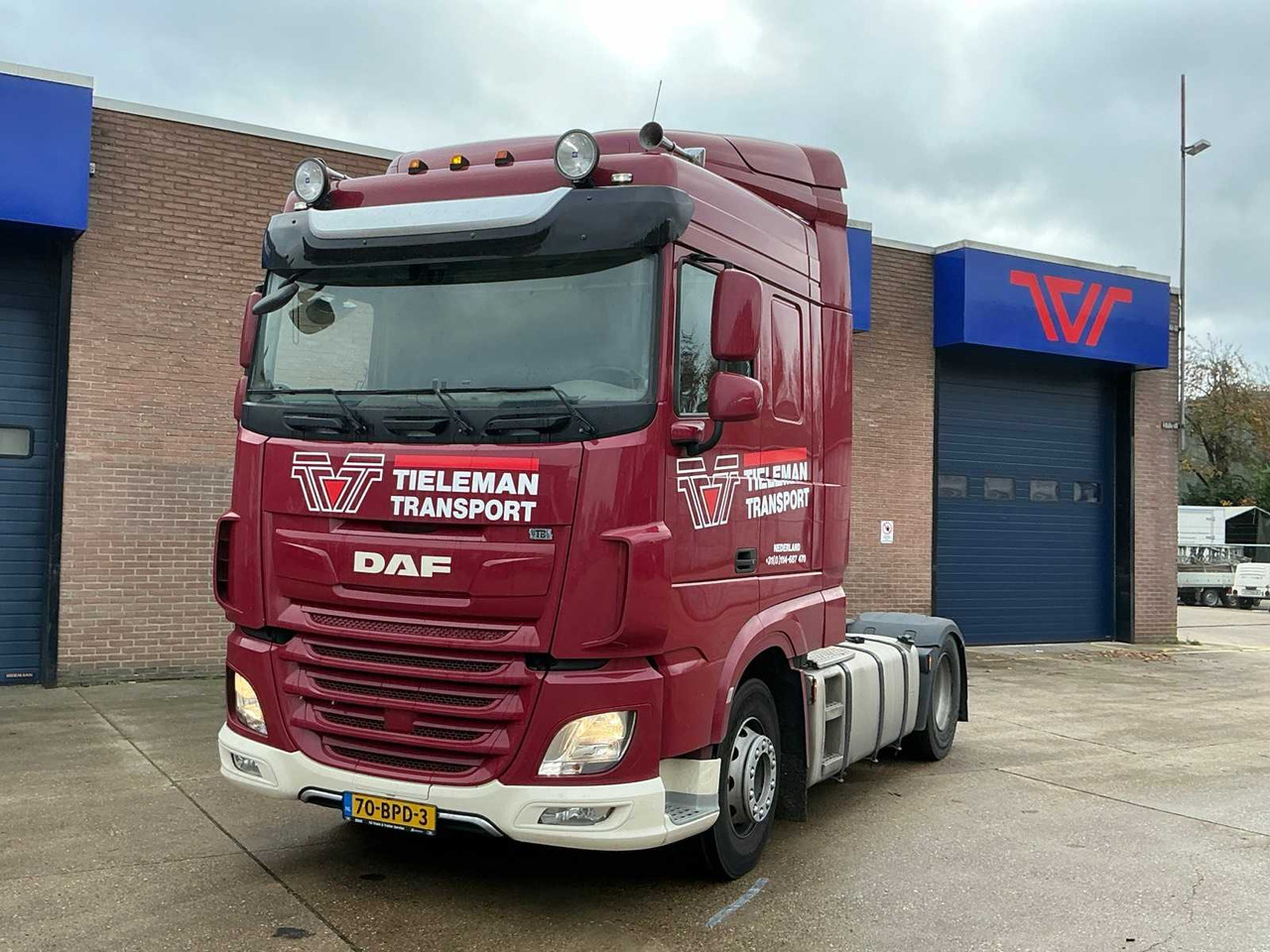 2019 DAF XF480FT SEMI-TRAILER TRACTOR - Truck: picture 2 2019 DAF XF480FT SEMI-TRAILER TRACTOR - Truck: picture 2