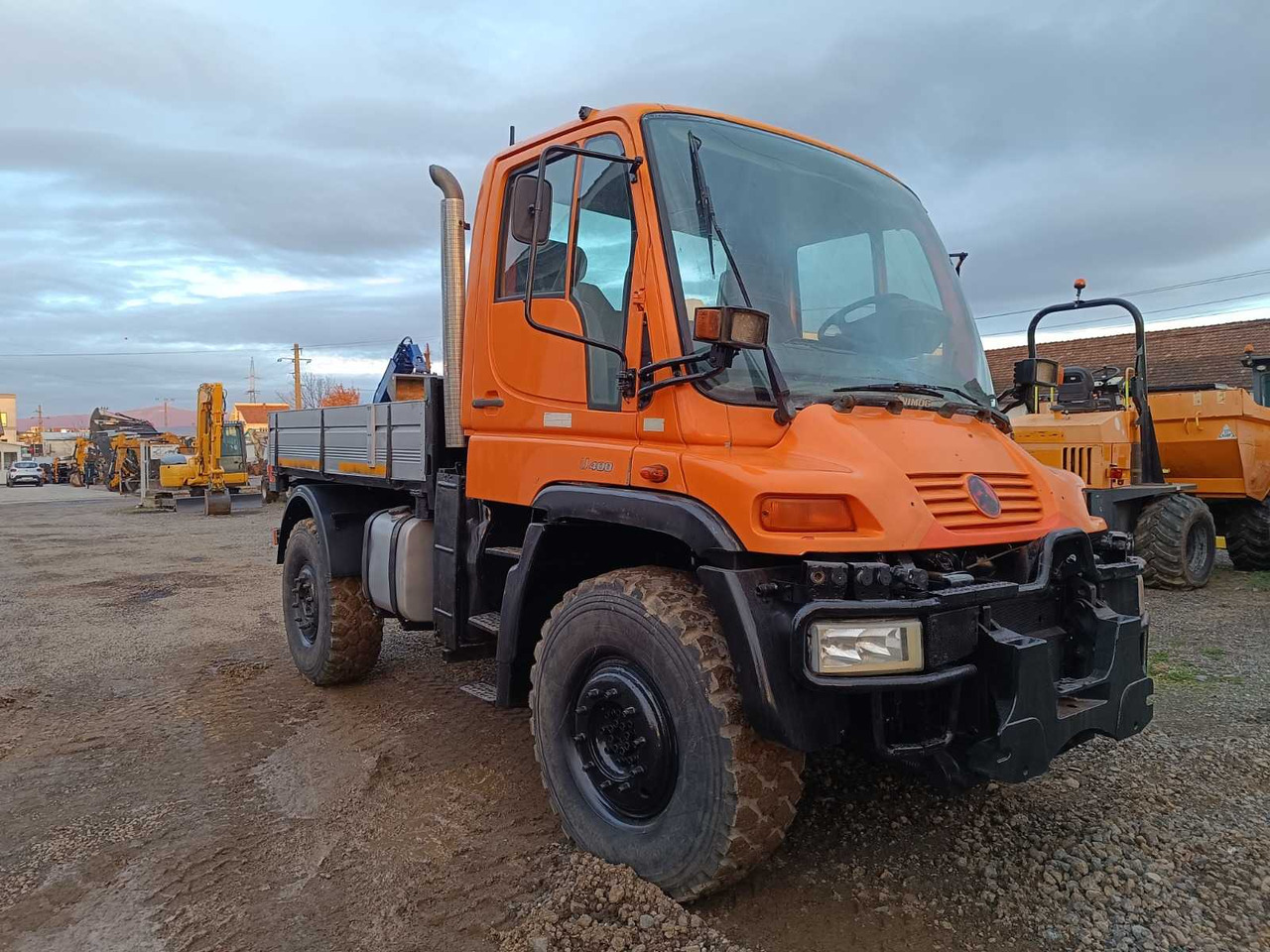 UNIMOG - U 400 - TRUCK - 2001 - Truck: picture 4 UNIMOG - U 400 - TRUCK - 2001 - Truck: picture 4