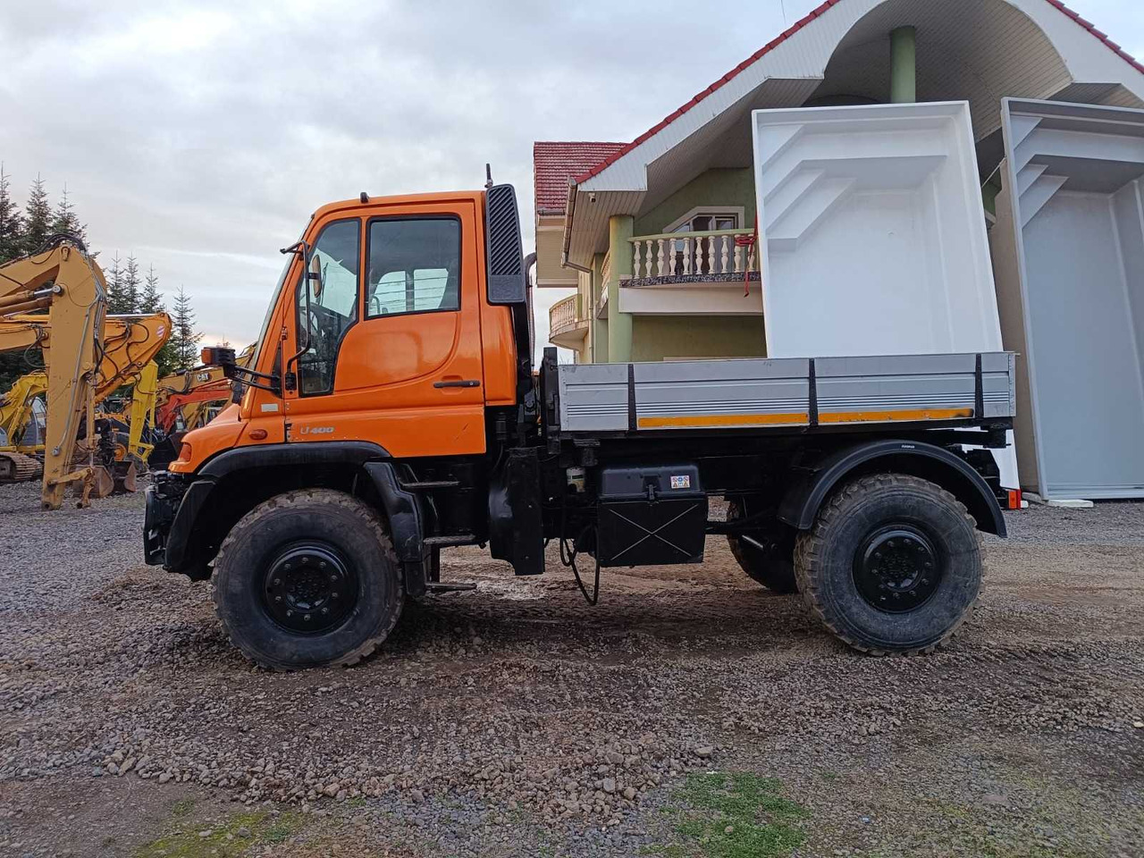 UNIMOG - U 400 - TRUCK - 2001 - Truck: picture 2 UNIMOG - U 400 - TRUCK - 2001 - Truck: picture 2