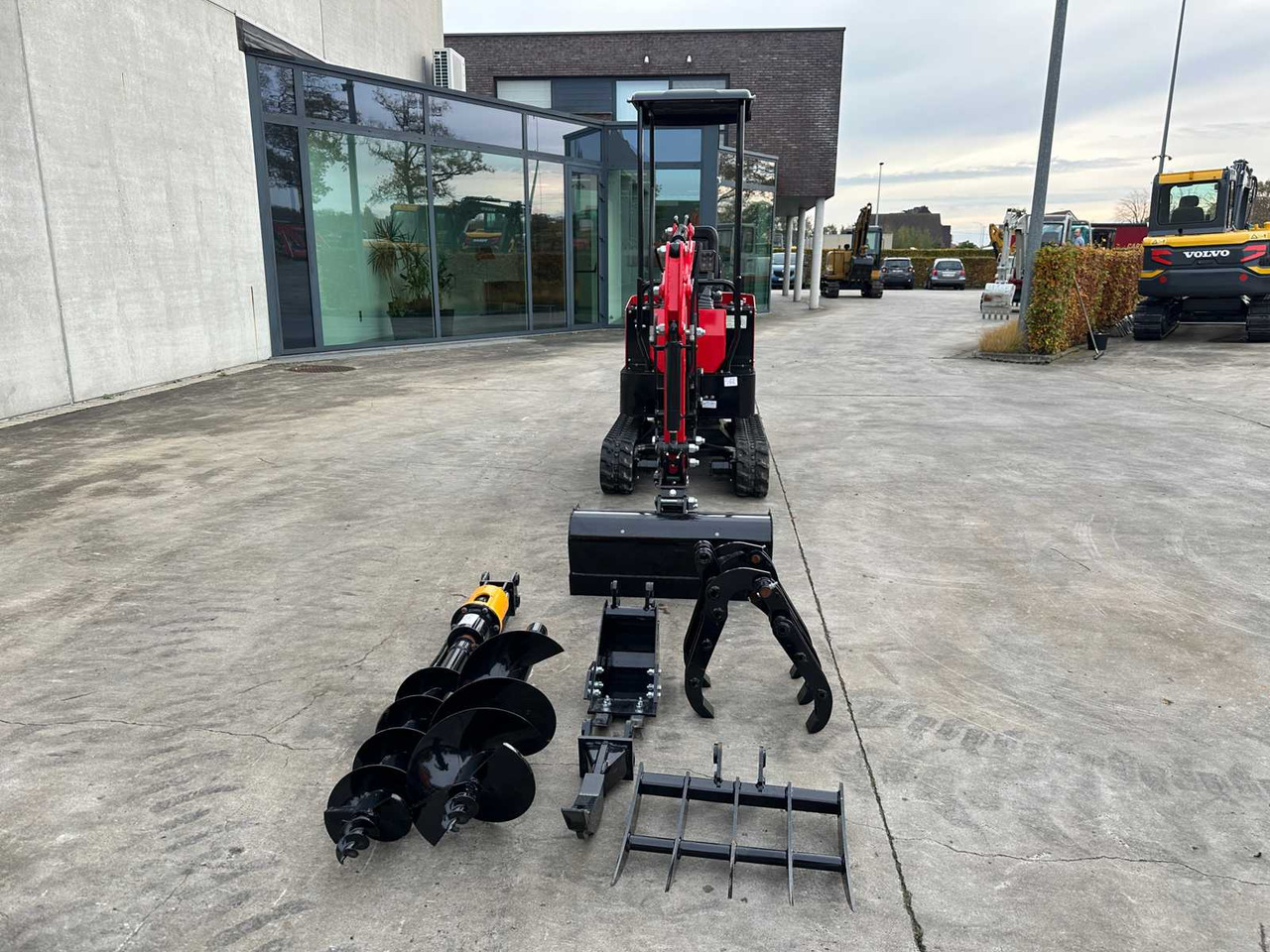 VICSEC - 2025 - VC13R - MINI EXCAVATOR - Mini excavator: picture 2 VICSEC - 2025 - VC13R - MINI EXCAVATOR - Mini excavator: picture 2