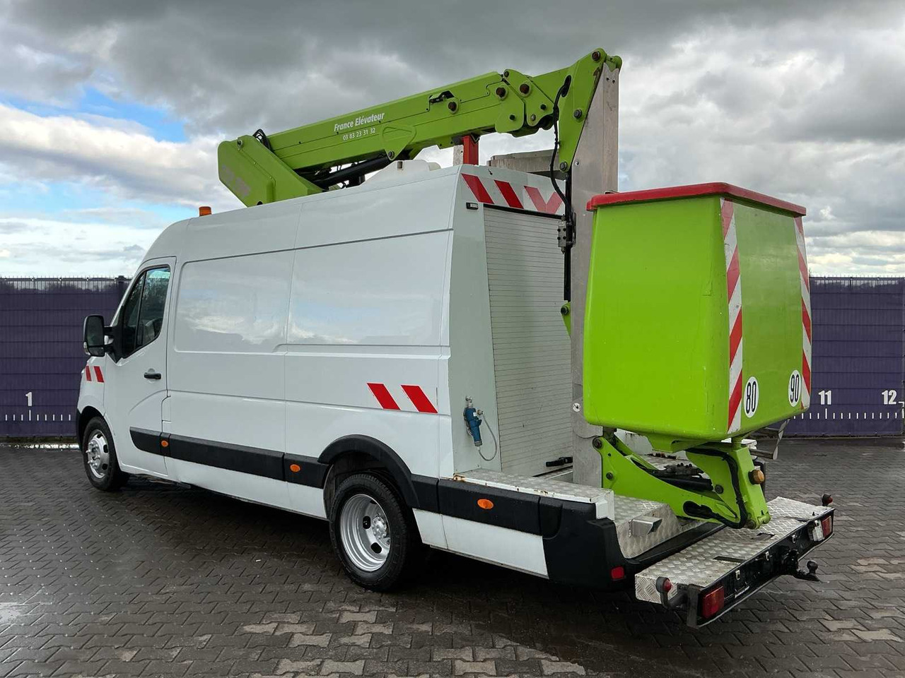 2012 - RENAULT - MASTER - T45 2.3 DCI L3H2 - COMMERCIAL VEHICLE/TRUCK-MOUNTED PLATFORM 17M - Van: picture 3 2012 - RENAULT - MASTER - T45 2.3 DCI L3H2 - COMMERCIAL VEHICLE/TRUCK-MOUNTED PLATFORM 17M - Van: picture 3