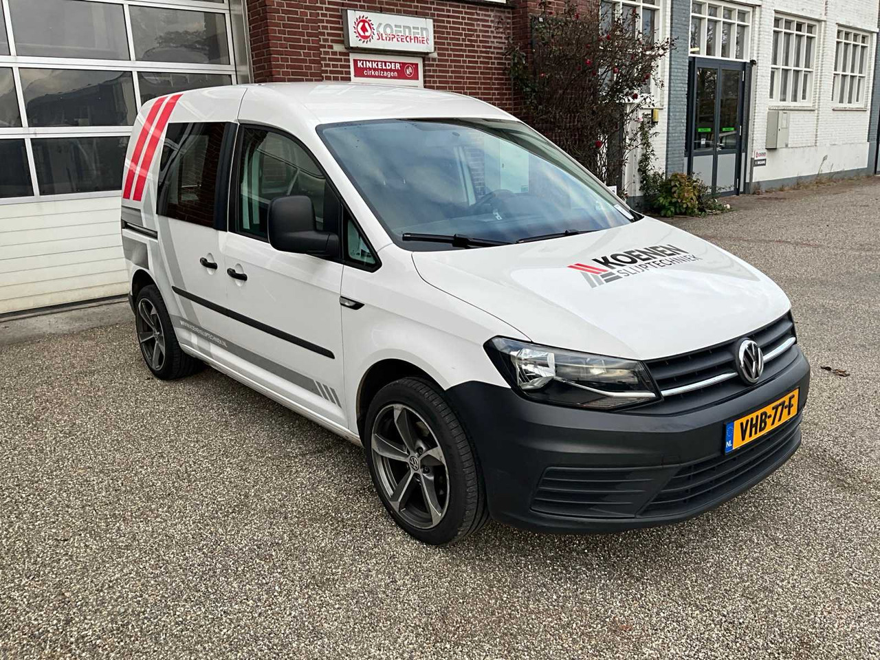 2016 VOLKSWAGEN CADDY 1.2TSI COMMERCIAL VEHICLE - Van: picture 4 2016 VOLKSWAGEN CADDY 1.2TSI COMMERCIAL VEHICLE - Van: picture 4