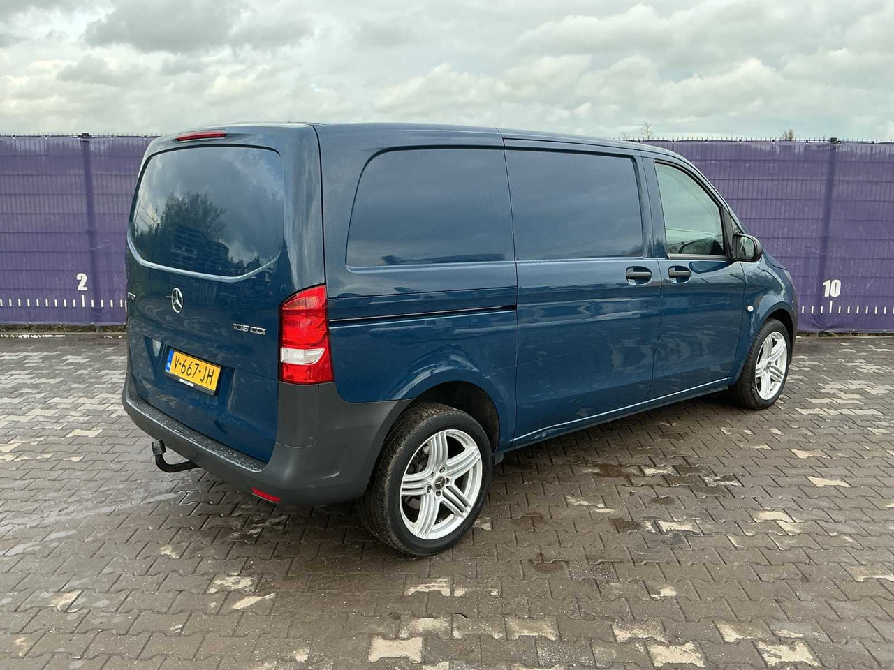 2017 - MERCEDES-BENZ - VITO - 109 CDI FUNC. LONG - COMMERCIAL VEHICLE - Van: picture 4 2017 - MERCEDES-BENZ - VITO - 109 CDI FUNC. LONG - COMMERCIAL VEHICLE - Van: picture 4