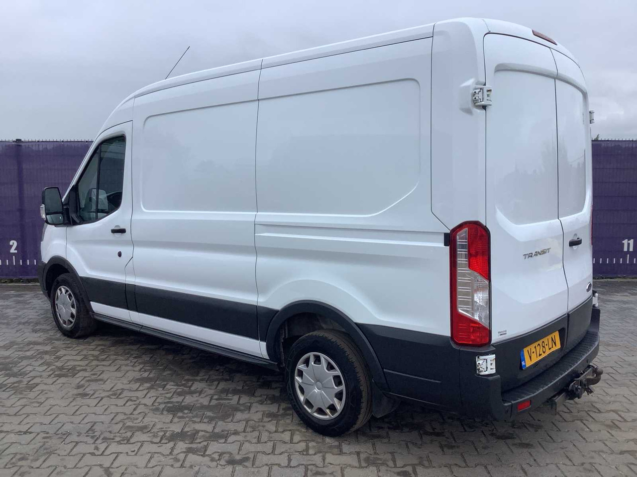 2018 - FORD - TRANSIT - 290 2.0 TDCI L2H2 TR - COMMERCIAL VEHICLE - Van: picture 3 2018 - FORD - TRANSIT - 290 2.0 TDCI L2H2 TR - COMMERCIAL VEHICLE - Van: picture 3