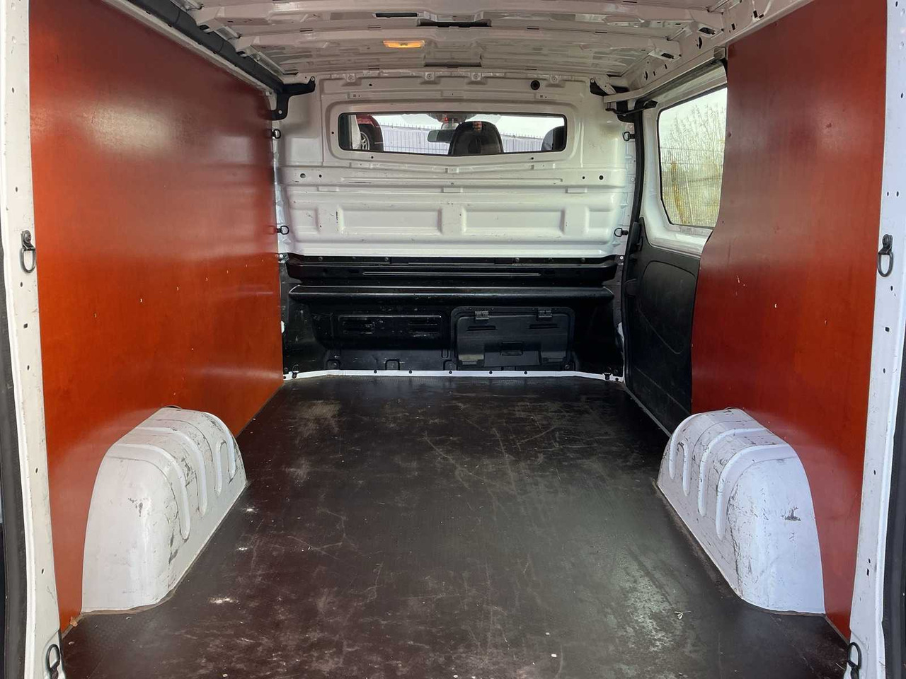 2018 - OPEL - VIVARO - 1.6 CDTI L1H1 ED. - COMMERCIAL VEHICLE - Van: picture 5 2018 - OPEL - VIVARO - 1.6 CDTI L1H1 ED. - COMMERCIAL VEHICLE - Van: picture 5