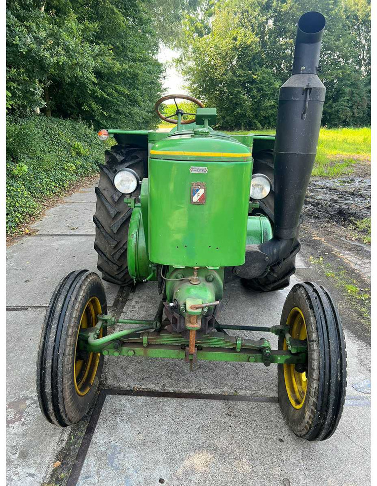 Vierzon 302 - Farm tractor: picture 2 Vierzon 302 - Farm tractor: picture 2