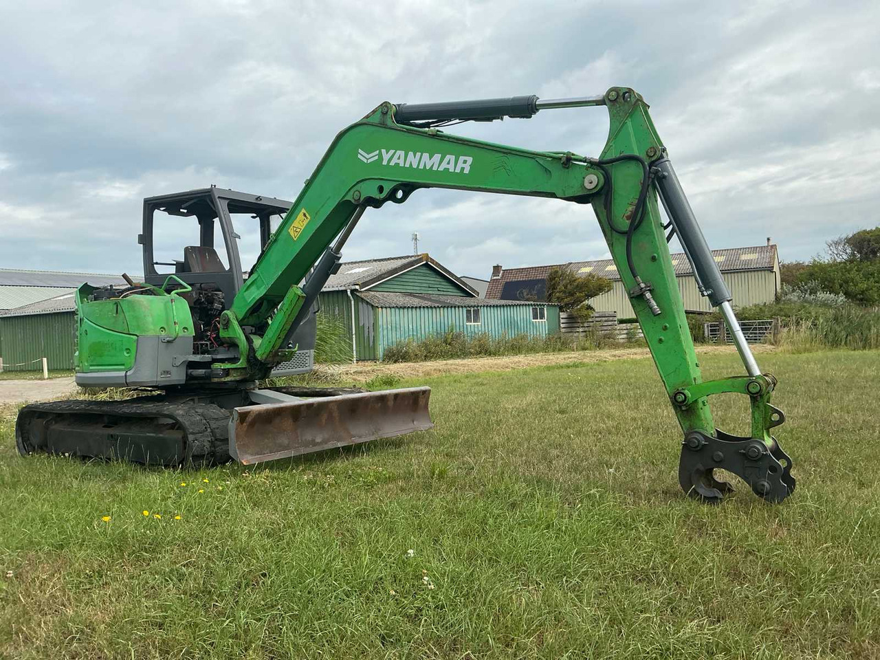 YANMAR VIO80U - Crawler excavator: picture 4 YANMAR VIO80U - Crawler excavator: picture 4