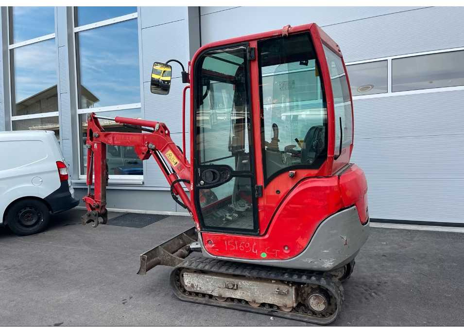 Yanmar SV15 - Mini excavator: picture 2 Yanmar SV15 - Mini excavator: picture 2