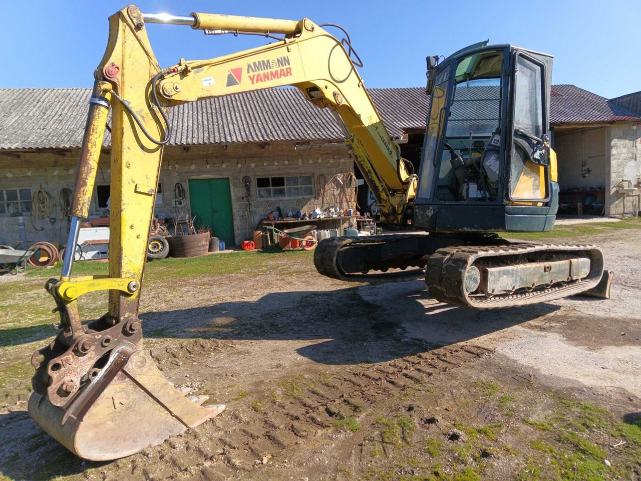 Yanmar V1075-A - Mini excavator: picture 1 Yanmar V1075-A - Mini excavator: picture 1