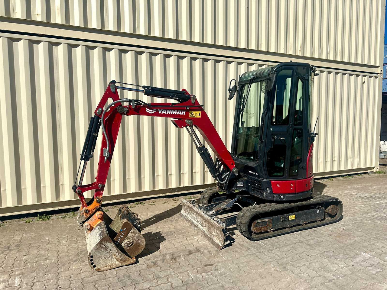 Yanmar VIO23-6 - Mini excavator: picture 1 Yanmar VIO23-6 - Mini excavator: picture 1