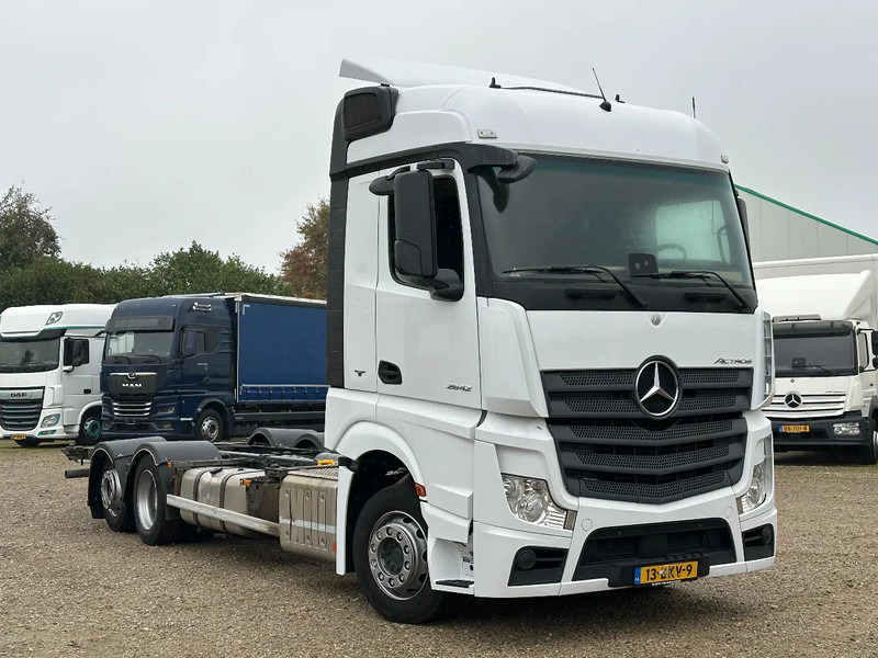 Mercedes-Benz Actros ACTROS 2642 LL EURO6. 2018. BDF. Chassic cabine. - Cab chassis truck: picture 3 Mercedes-Benz Actros ACTROS 2642 LL EURO6. 2018. BDF. Chassic cabine. - Cab chassis truck: picture 3