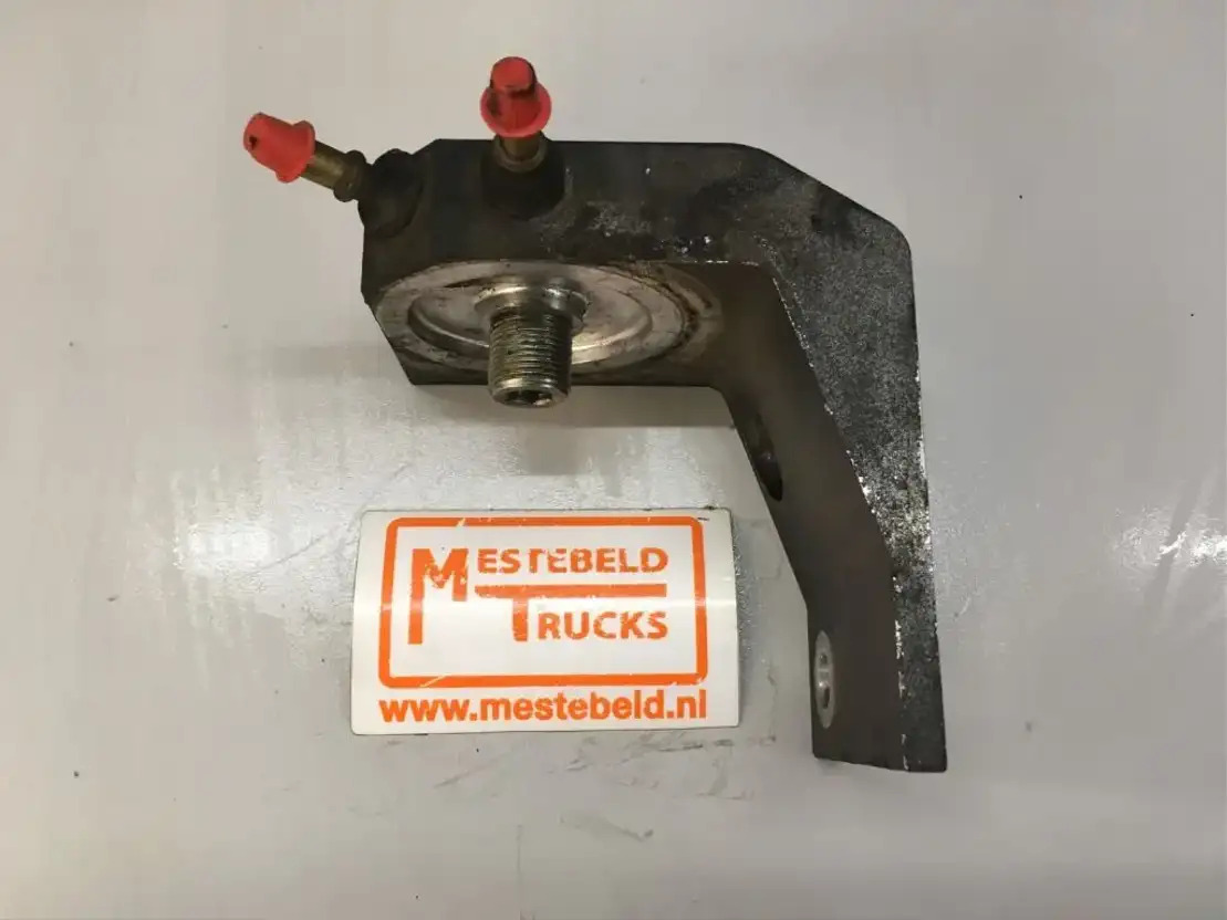 DAF Brandstoffiltersteun - Fuel filter for Truck: picture 1 DAF Brandstoffiltersteun - Fuel filter for Truck: picture 1