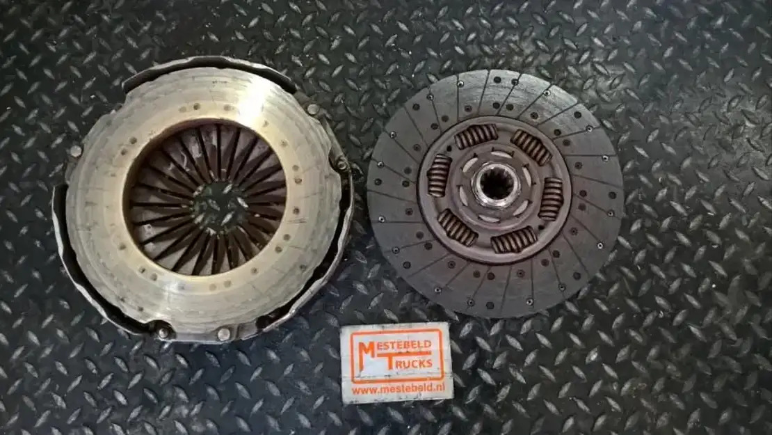 DAF Drukgroep + Koppelingsplaat - Clutch and parts for Truck: picture 2 DAF Drukgroep + Koppelingsplaat - Clutch and parts for Truck: picture 2
