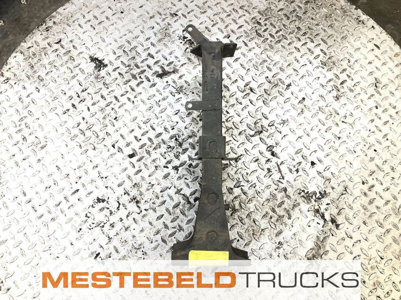 DAF Spatbordsteun linksachter voorwiel - Frame/ Chassis for Truck: picture 1 DAF Spatbordsteun linksachter voorwiel - Frame/ Chassis for Truck: picture 1