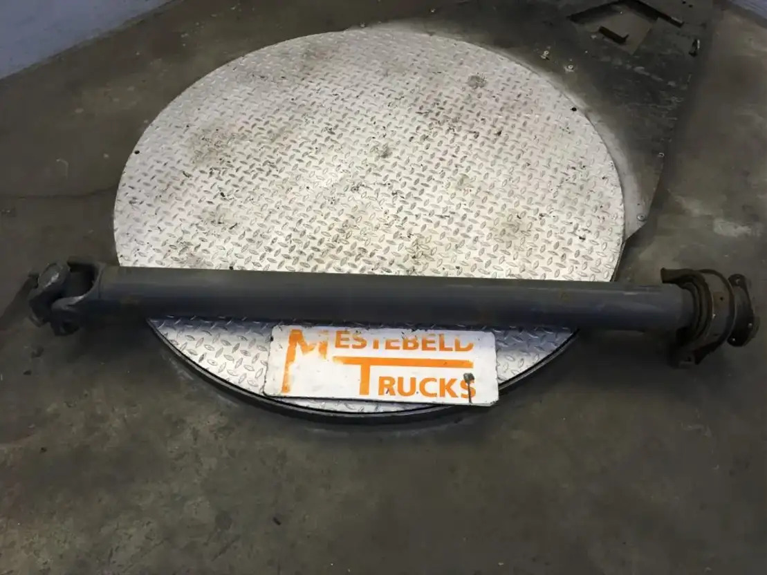 DAF Tussenaandrijfas - Drive shaft for Truck: picture 1 DAF Tussenaandrijfas - Drive shaft for Truck: picture 1