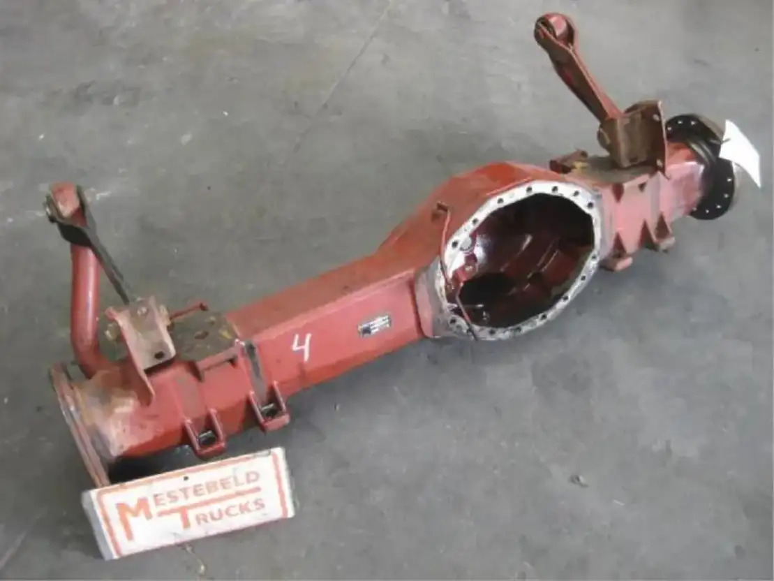 Iveco Voorasbanjo eurotrakker 8x8 - Front axle for Truck: picture 1 Iveco Voorasbanjo eurotrakker 8x8 - Front axle for Truck: picture 1
