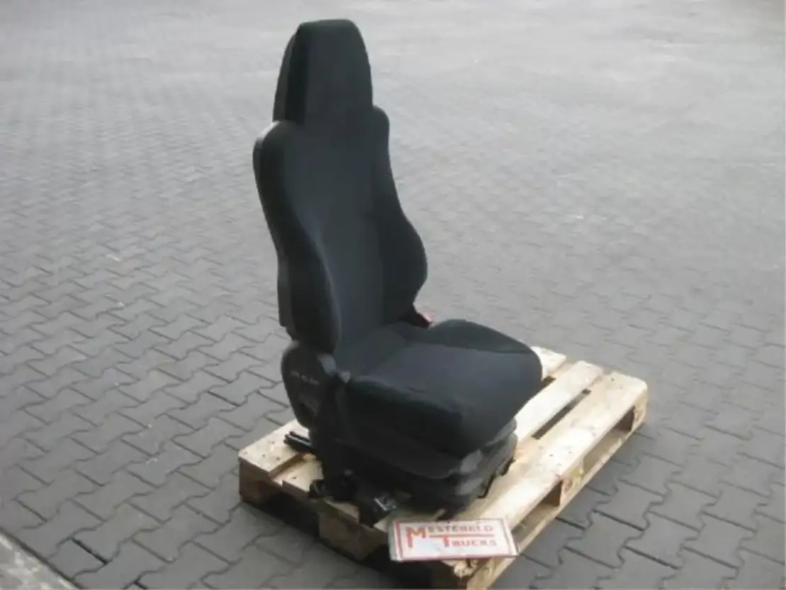 MAN Bijrijdersstoel TGX - Cab and interior for Truck: picture 1 MAN Bijrijdersstoel TGX - Cab and interior for Truck: picture 1