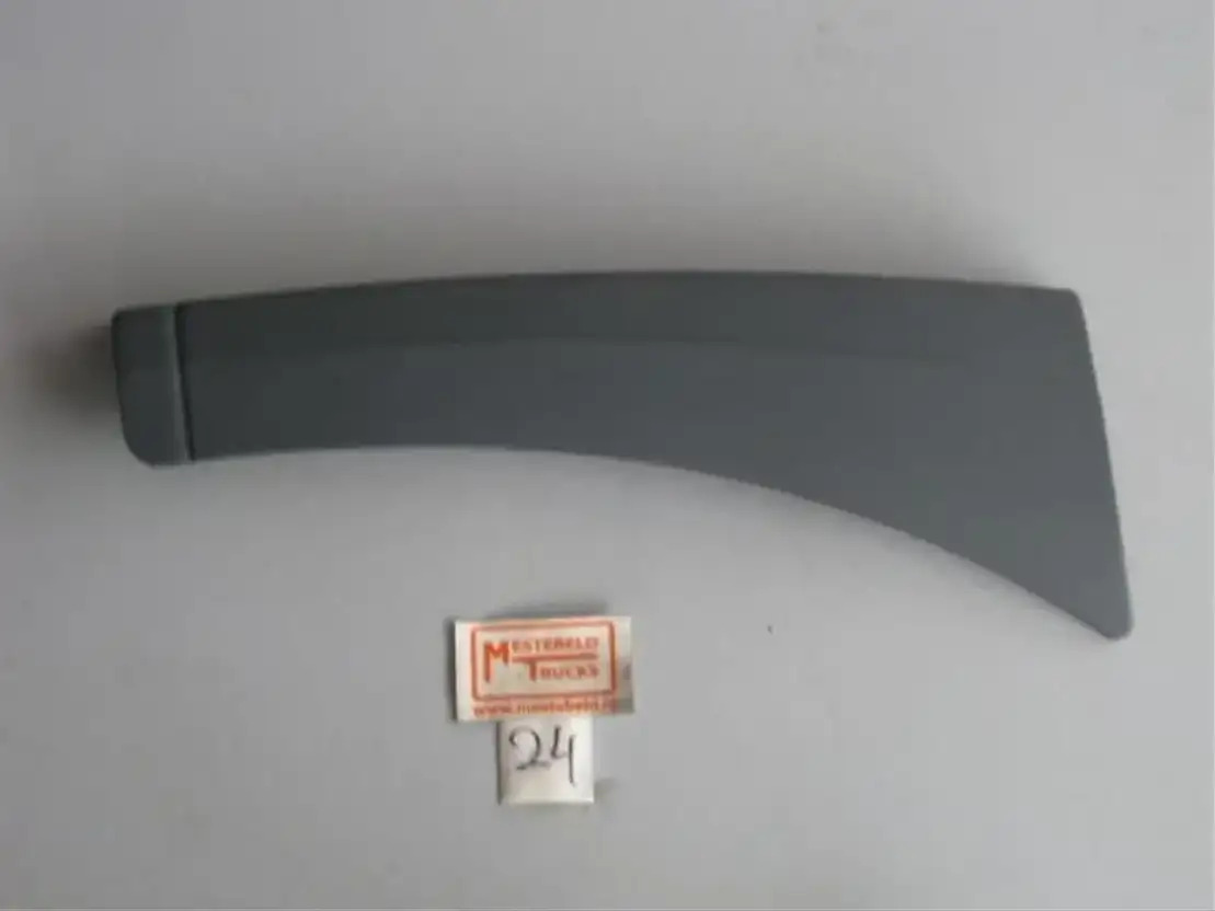 MAN Spatscherm opstapbak F2000 - Body and exterior for Truck: picture 1 MAN Spatscherm opstapbak F2000 - Body and exterior for Truck: picture 1