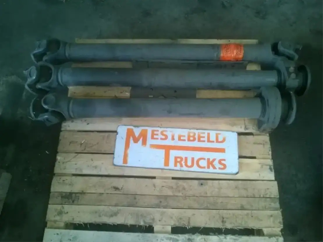 Mercedes-Benz Aandrijfas samenstelling - Drive shaft for Truck: picture 1 Mercedes-Benz Aandrijfas samenstelling - Drive shaft for Truck: picture 1