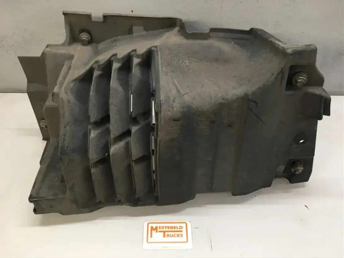 Mercedes-Benz Afdekplaat Motor - Frame/ Chassis for Truck: picture 1 Mercedes-Benz Afdekplaat Motor - Frame/ Chassis for Truck: picture 1