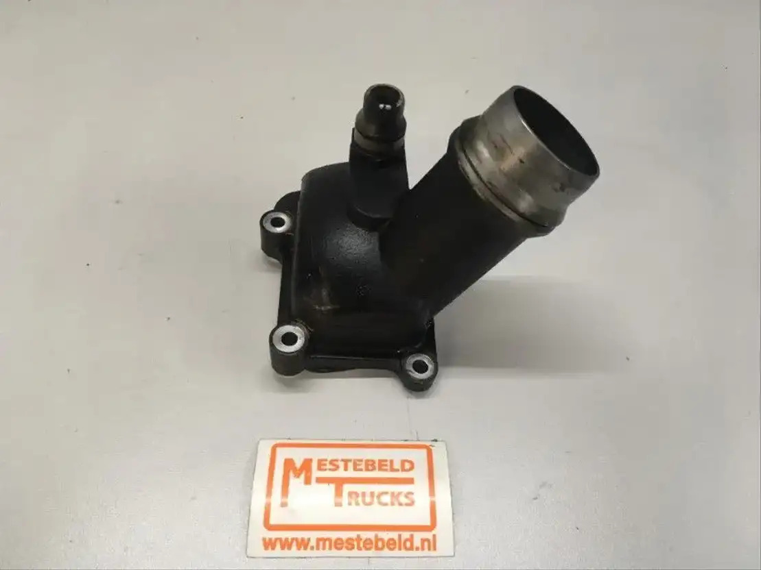 Mercedes-Benz Koelwaterbuis MB  - Engine and parts for Truck: picture 1 Mercedes-Benz Koelwaterbuis MB  - Engine and parts for Truck: picture 1