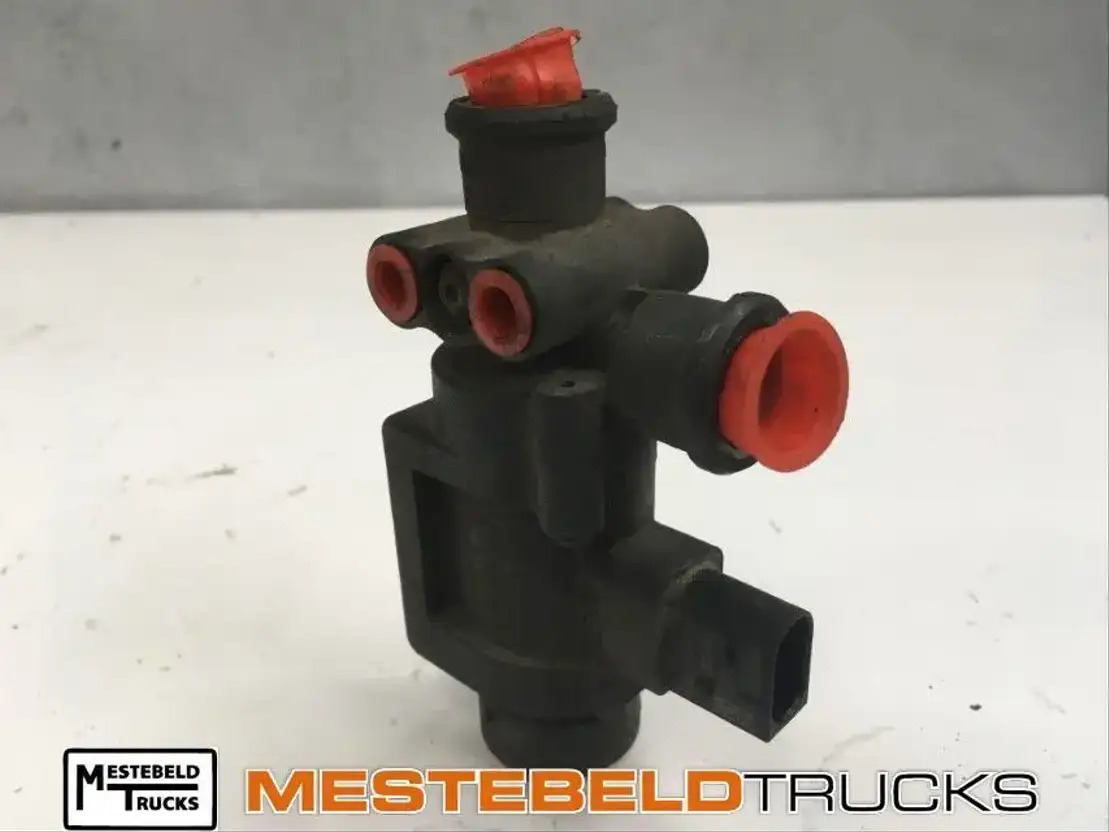 Mercedes-Benz Magneetventiel MP4 - Brake parts for Truck: picture 1 Mercedes-Benz Magneetventiel MP4 - Brake parts for Truck: picture 1