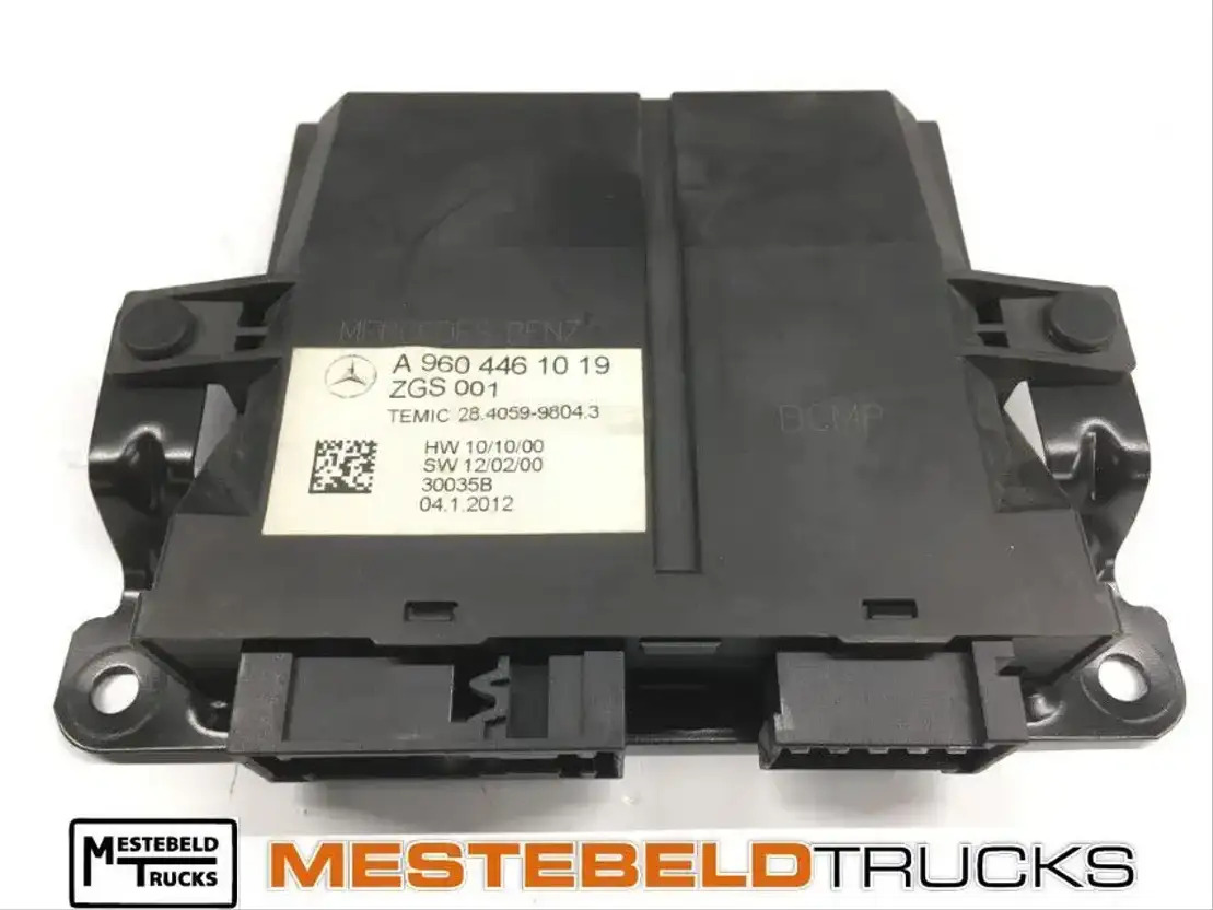 Mercedes-Benz Stuurkast portier electronica  - Electrical system for Truck: picture 1 Mercedes-Benz Stuurkast portier electronica  - Electrical system for Truck: picture 1