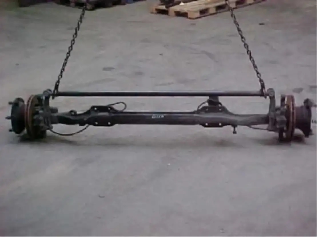 Mercedes-Benz Vooras Atego 815  - Front axle for Truck: picture 1 Mercedes-Benz Vooras Atego 815  - Front axle for Truck: picture 1