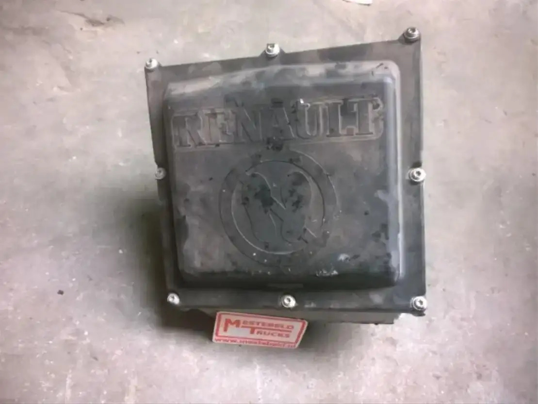 Renault Ad blue unit - Electrical system for Truck: picture 1 Renault Ad blue unit - Electrical system for Truck: picture 1
